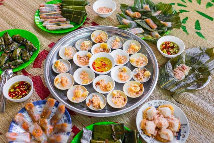 “Bánh bèo” - Water fern cake